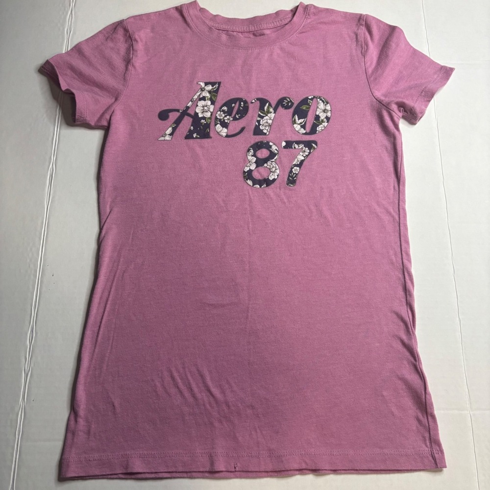 Aeropostale Classic Crew Pink Floral Aero 87 Graphic T-Shirt Small